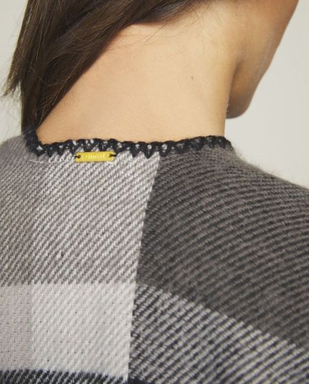 poncho with belt 004-black
