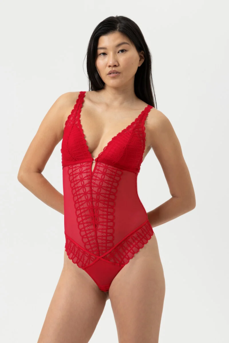 body 874 carpet red