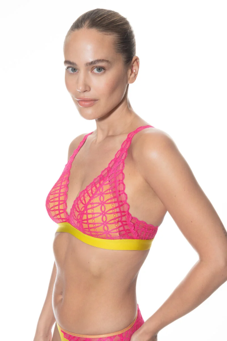 Bh triangle 1231 exotic pin